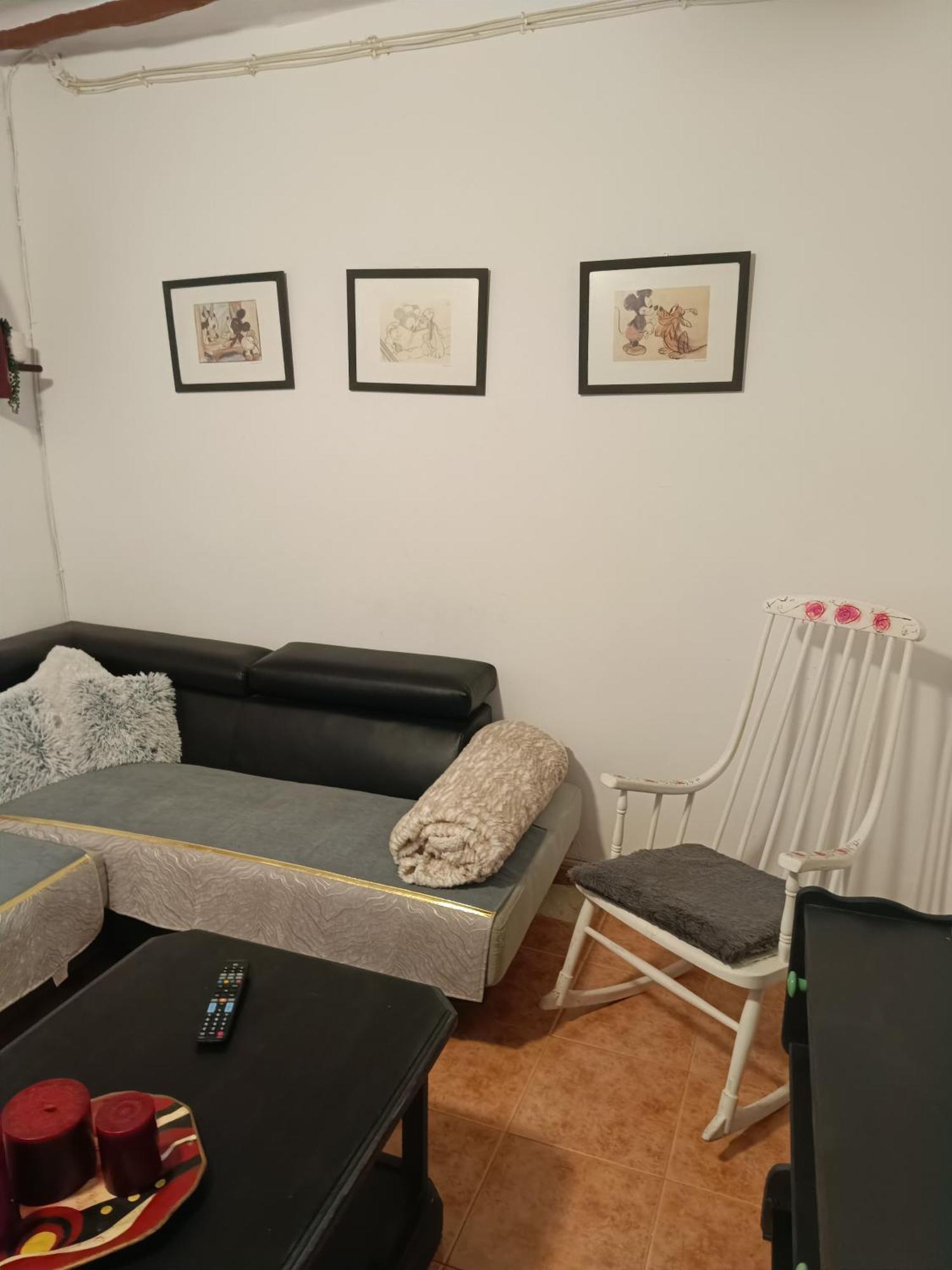 Casa En El Centro Del Pueblo De